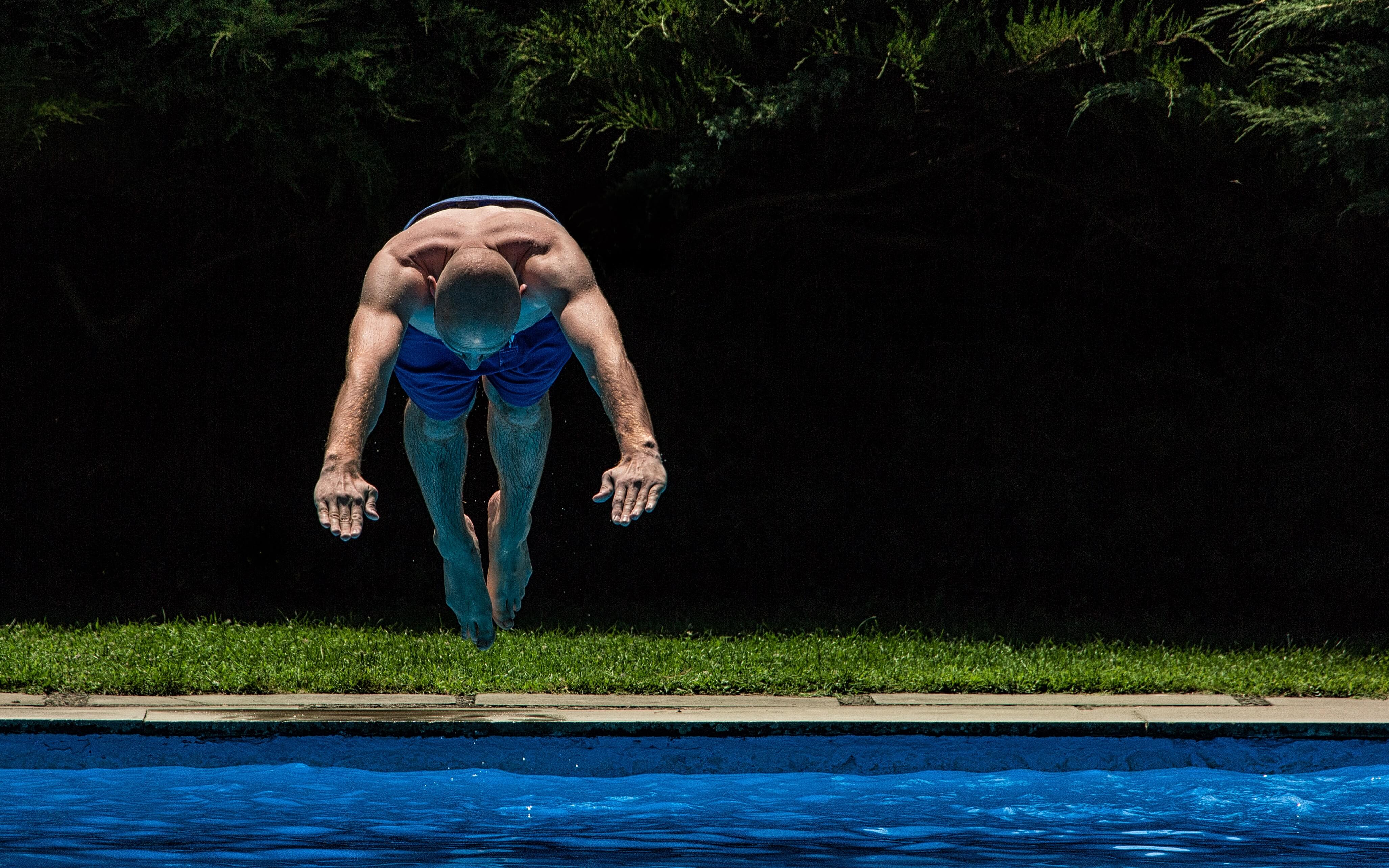 swimming pool